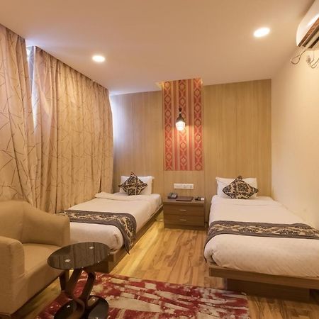 Capital O 624 Hotel Rudra View Pvt. Ltd. Pashupatinath Bagian luar foto