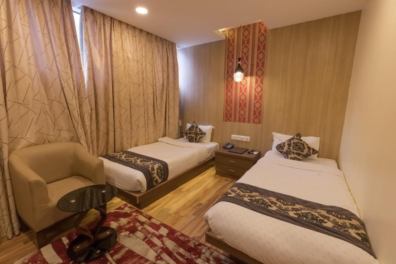 Capital O 624 Hotel Rudra View Pvt. Ltd. Pashupatinath Bagian luar foto