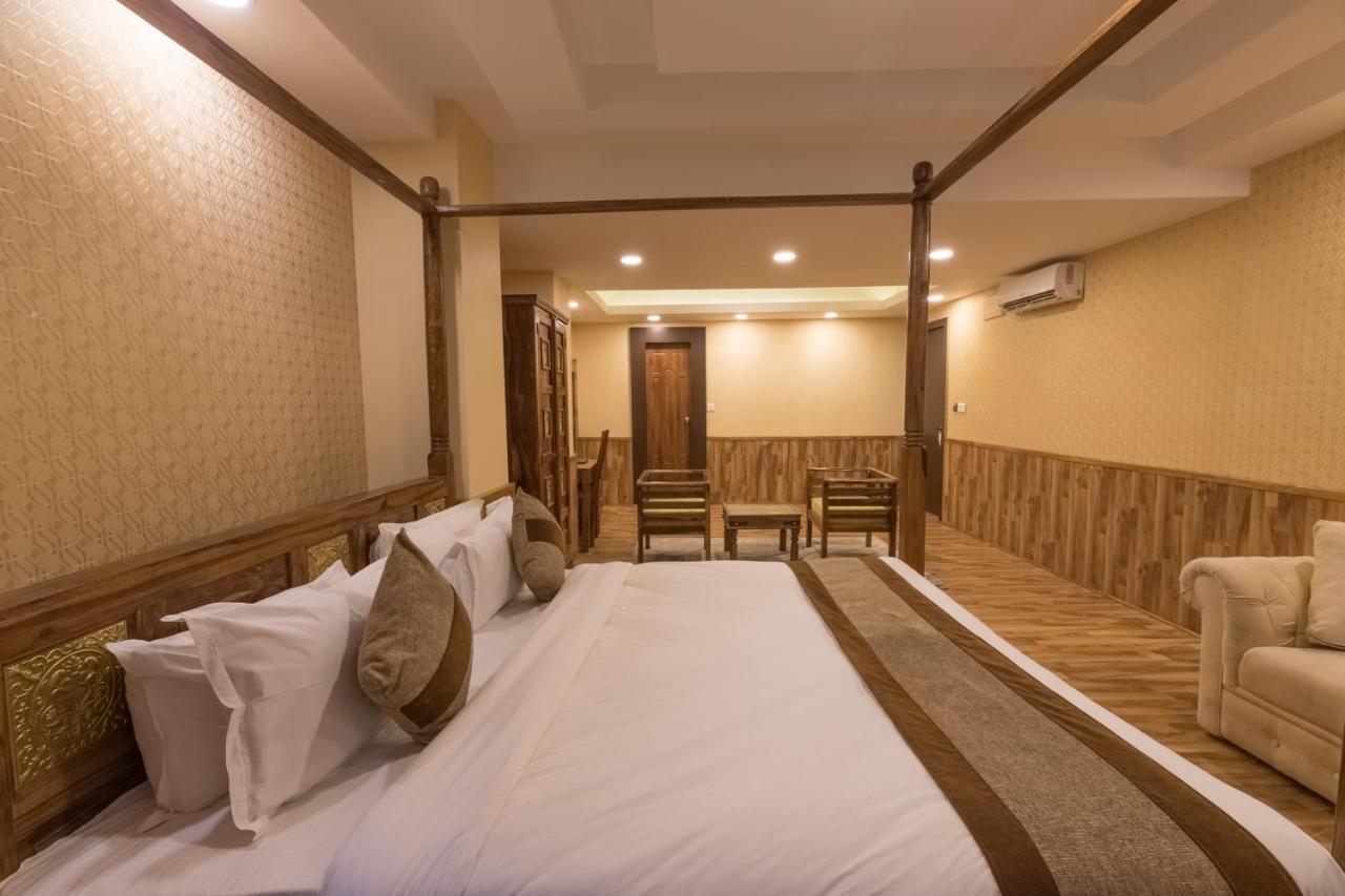 Capital O 624 Hotel Rudra View Pvt. Ltd. Pashupatinath Bagian luar foto