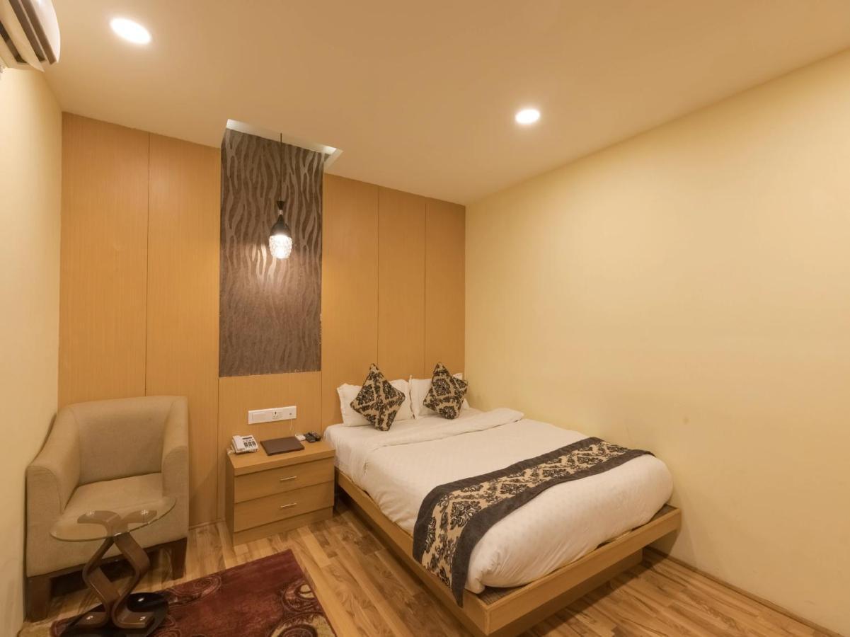 Capital O 624 Hotel Rudra View Pvt. Ltd. Pashupatinath Bagian luar foto